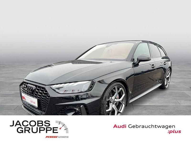 Gebraucht Audi RS4 Ambiente 470 PS (345 kW) 2024 Schwarz Limousine