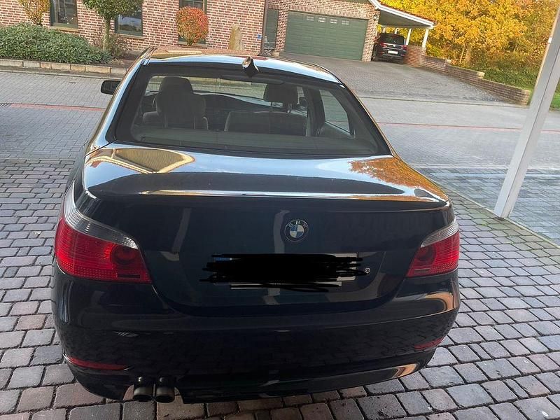 Gebraucht BMW 525 218 PS (160 kW) 2005 Schwarz Limousine