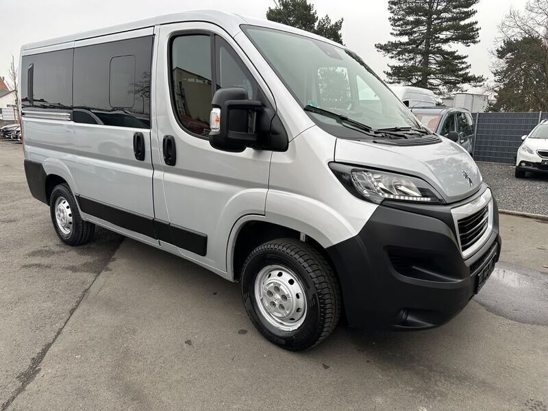 Grau Gebraucht 2020 Peugeot Boxer Allure Van | 10.990 € (Superpreis) - Bild 1/4