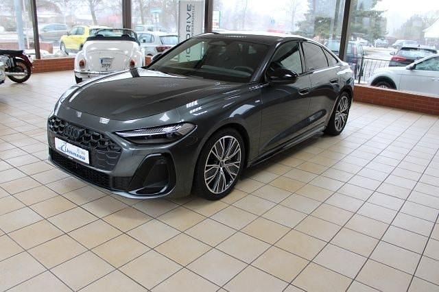 Gebraucht Audi A5 Ambiente 204 PS (150 kW) 2025 Limousine