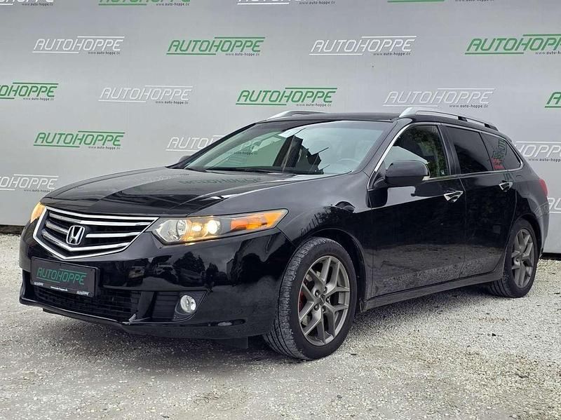 Schwarz Gebraucht 2010 Honda Accord Elegance Kombi | 6.390 € (Fairer Preis) - Bild 1/4