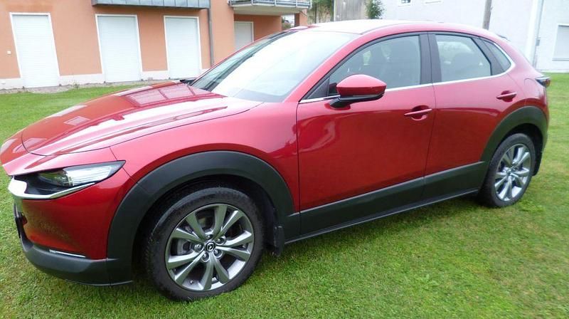 Rot Gebraucht 2023 Mazda CX-30 Exclusive-Line SUV | 21.900 € (Superpreis) - Bild 1/4