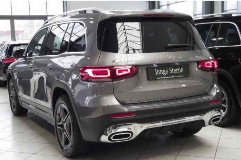 Gebraucht Mercedes GLB200 AMG 150 PS (110 kW) 2023 Grau SUV