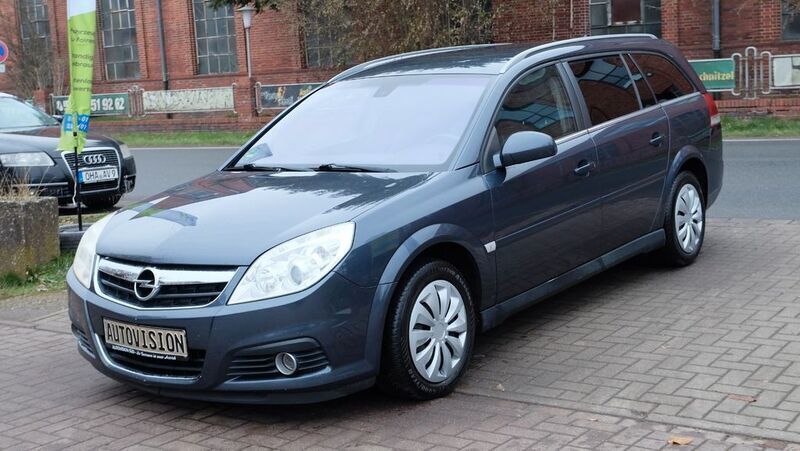 Gebraucht Opel Vectra Edition+ 150 PS (110 kW) 2008 Grau Kombi