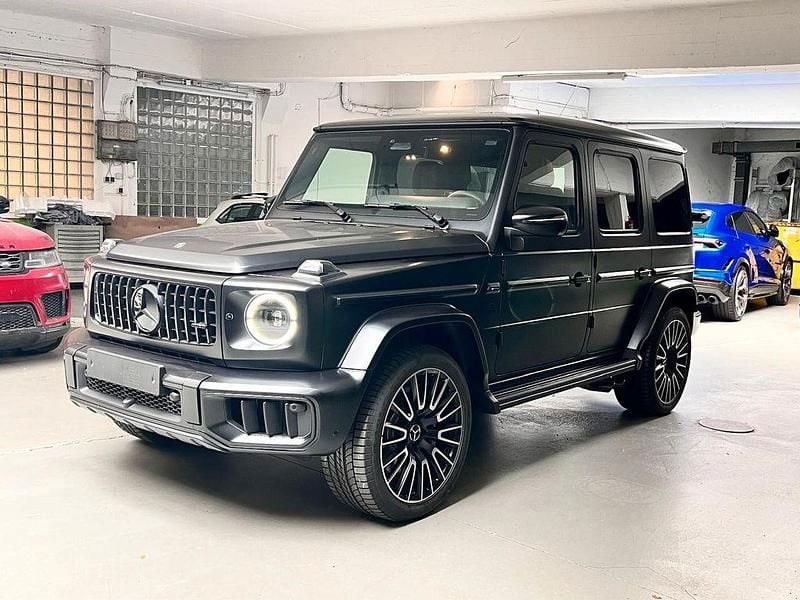 Schwarz Neu 2025 Mercedes G63 AMG AMG SUV | 229.990 € - Bild 1/3