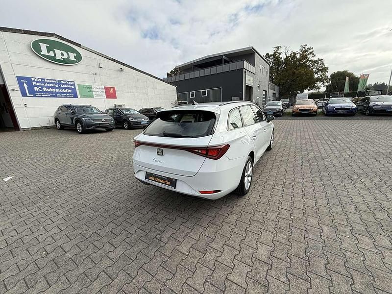 Gebraucht Seat Leon Style 150 PS (110 kW) 2022 Nevada white Kombi
