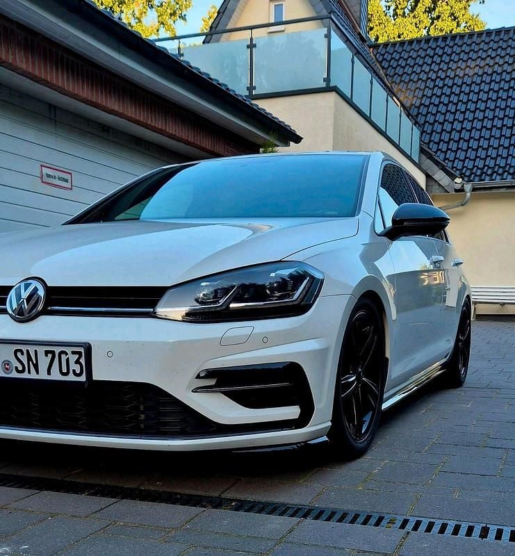 Gebraucht VW Golf VII R-line 116 PS (85 kW) 2019 Weiß Kleinwagen
