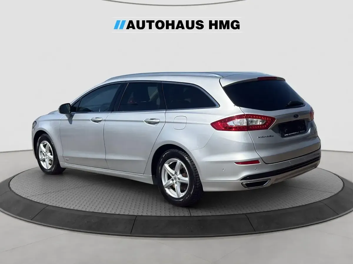 Gebraucht Ford Mondeo Titanium 179 PS (131 kW) 2017 Silber Kombi