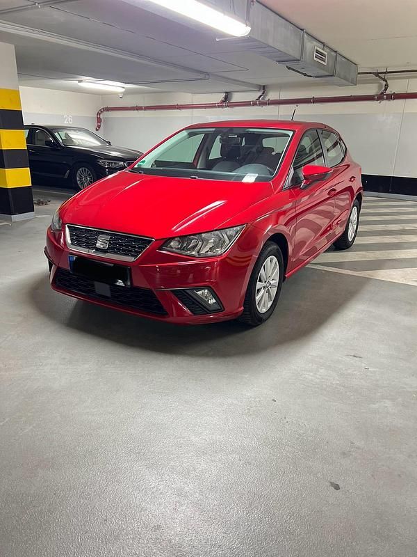 Rot Gebraucht 2019 Seat Ibiza Kleinwagen | 9.499 € (Superpreis) - Bild 1/4