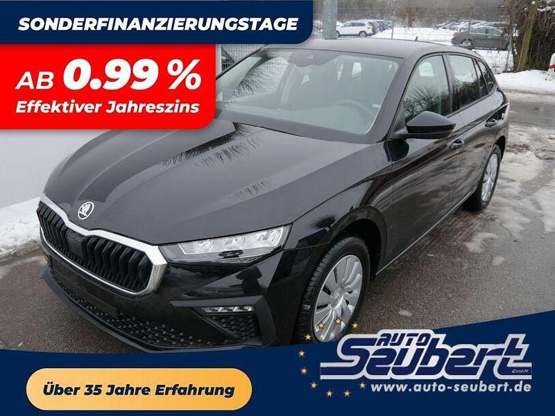 Neu Skoda Scala Selection 116 PS (85 kW) 2025 Blackmagic perleffekt Kleinwagen