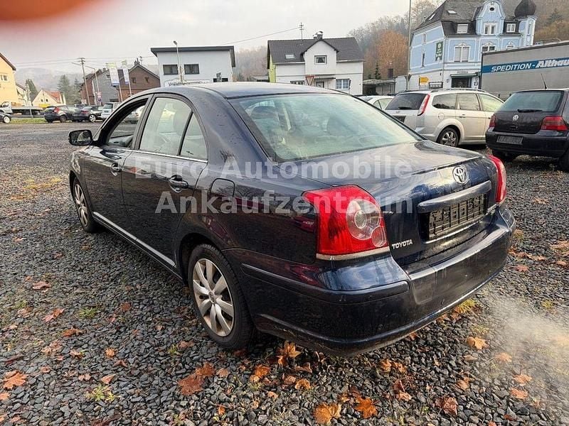 Gebraucht Toyota Avensis 126 PS (92 kW) 2007 Blau Limousine
