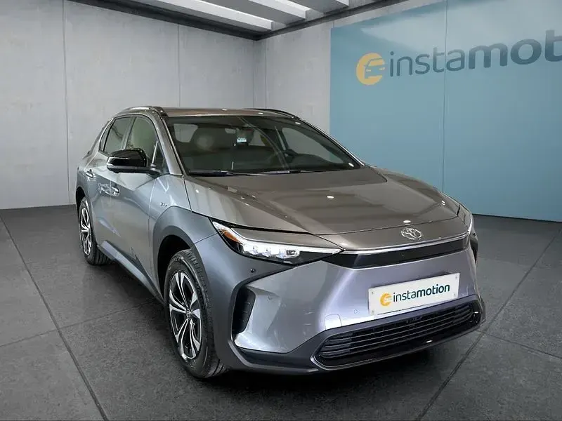 Gebraucht Toyota bZ4X 150 kW (204 PS) 2025 Andere SUV
