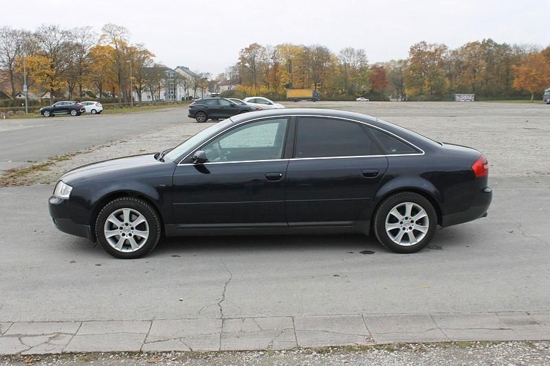 Blau Gebraucht 2002 Audi A6 Limousine | 1.700 € (Guter Preis) - Bild 1/4