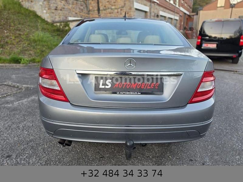 Gebraucht Mercedes C200 136 PS (100 kW) 2008 Silber Limousine