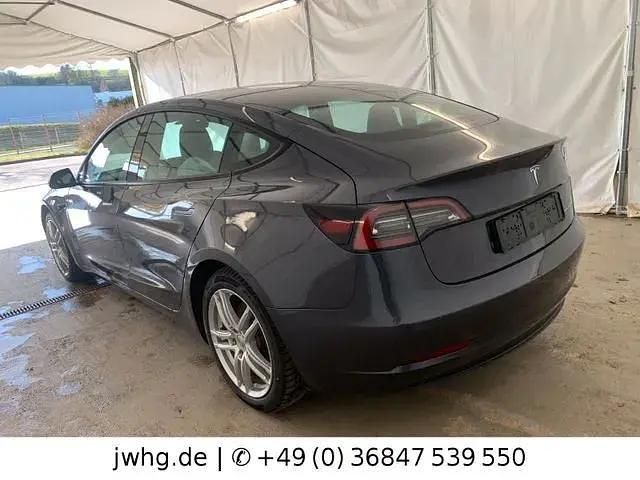 Second-hand Tesla Model 3 366 kW (498 CP) 2021 Gri Berlinǎ