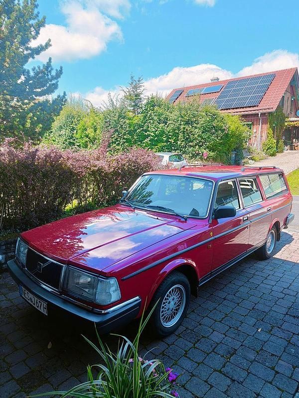 Gebraucht Volvo Polar 116 PS (85 kW) 1990 Rot Kombi