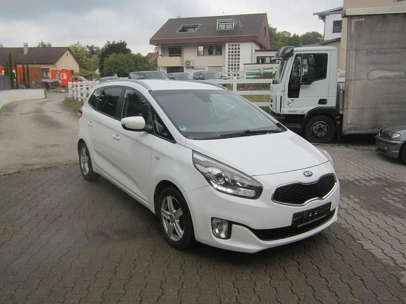 Gebraucht Kia Carens 136 PS (100 kW) 2014 Weiß Van / Kleinbus