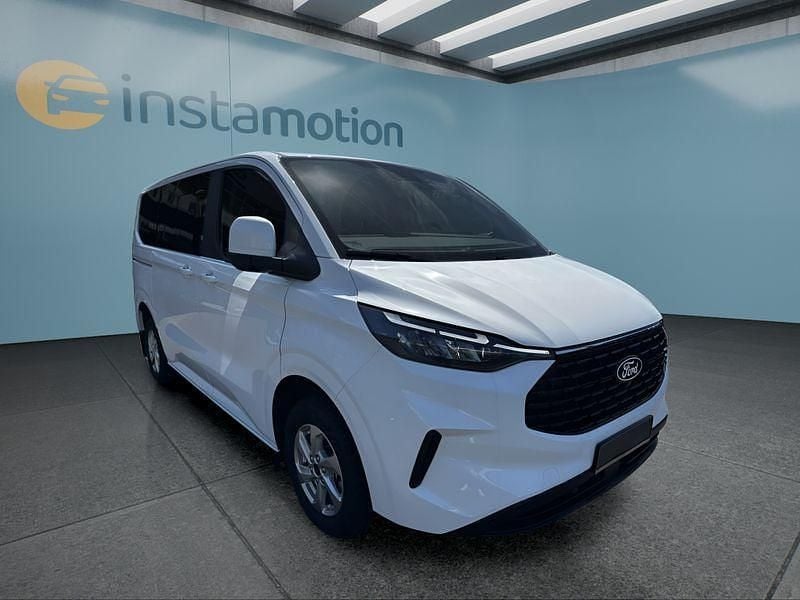 Neu Ford Tourneo 136 PS (100 kW) 2025 Weiß Van / Kleinbus