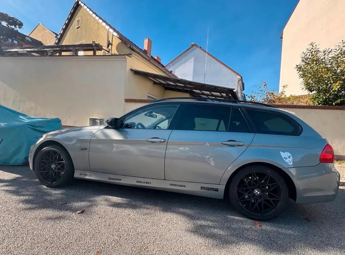 Gebraucht BMW 318 M Sport 129 PS (94 kW) 2006 Grau Kombi