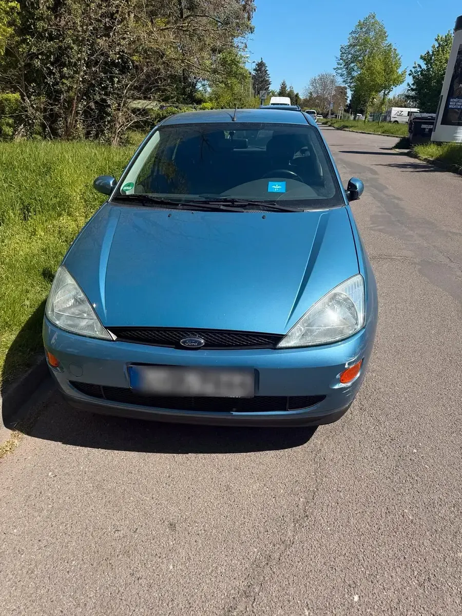Używany Ford Focus 101 KM (74 kW) 1999 Niebieski Kombi