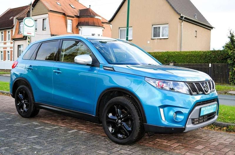 Türkis blau Gebraucht 2018 Suzuki Vitara Comfort SUV | 16.770 € (Fairer Preis) - Bild 1/4
