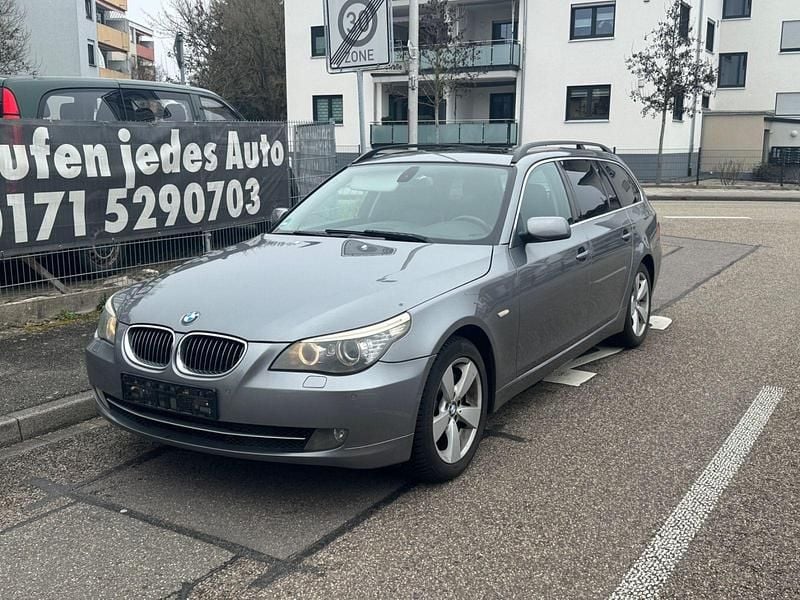 Gebraucht BMW 525 Exclusive 197 PS (144 kW) 2009 Grau Kombi