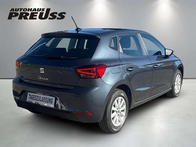 Neu Seat Ibiza Style Plus 80 PS (58 kW) 2025 Grau Limousine