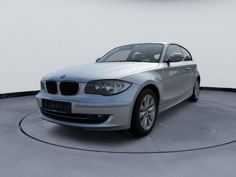 Gebraucht BMW 116 122 PS (89 kW) 2011 Silber Kleinwagen
