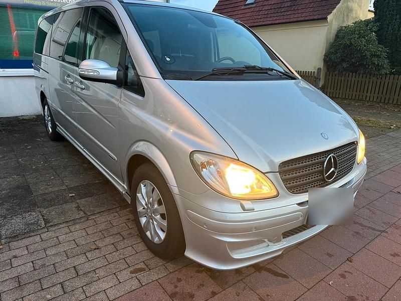 Silber Gebraucht 2008 Mercedes Viano Van / Kleinbus | 8.500 € (Superpreis) - Bild 1/4