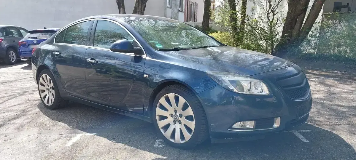 Gebraucht Opel Insignia 160 PS (117 kW) 2011 Andere farben Limousine