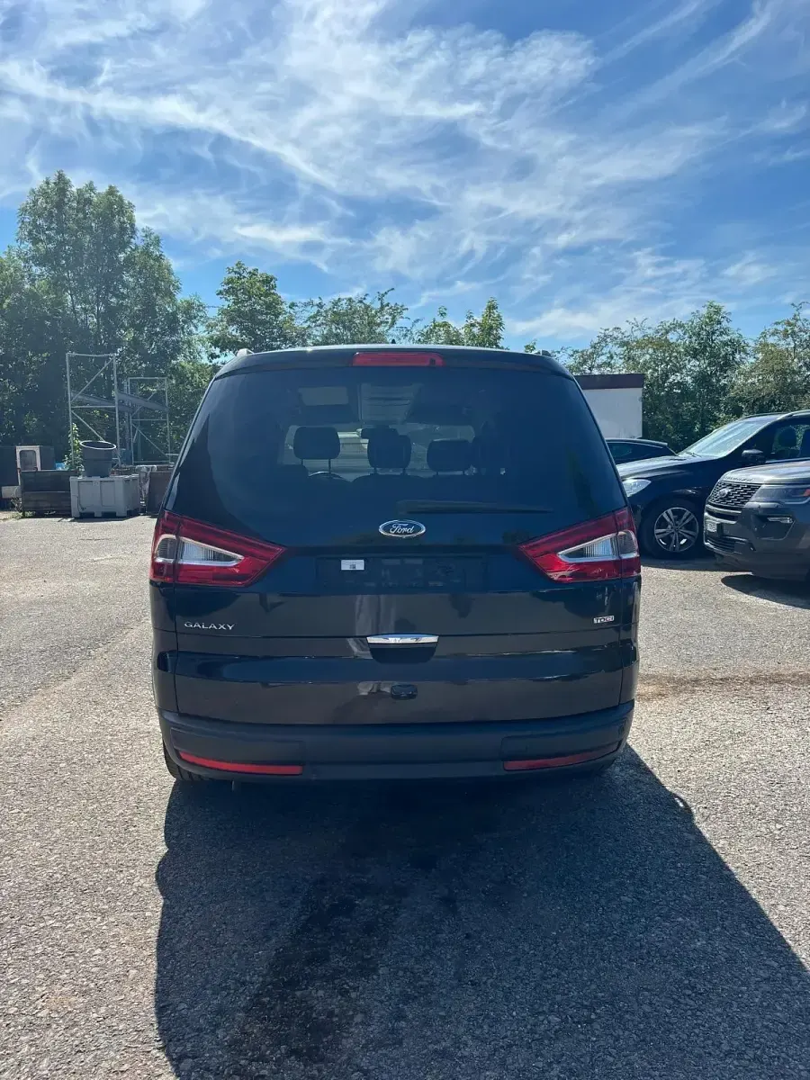 Gebraucht Ford Galaxy Titanium 140 PS (102 kW) 2011 Schwarz Van / Kleinbus