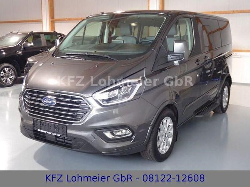 Gebraucht Ford Tourneo Custom Titanium 170 PS (125 kW) 2019 Grau Van
