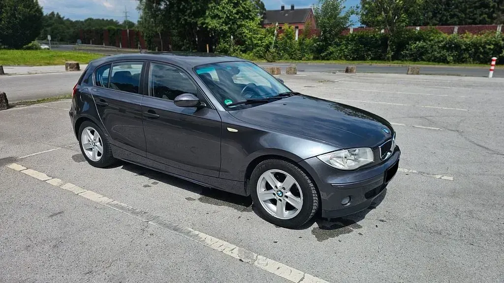 Gebraucht BMW 116 116 PS (85 kW) 2005 Grau Kleinwagen