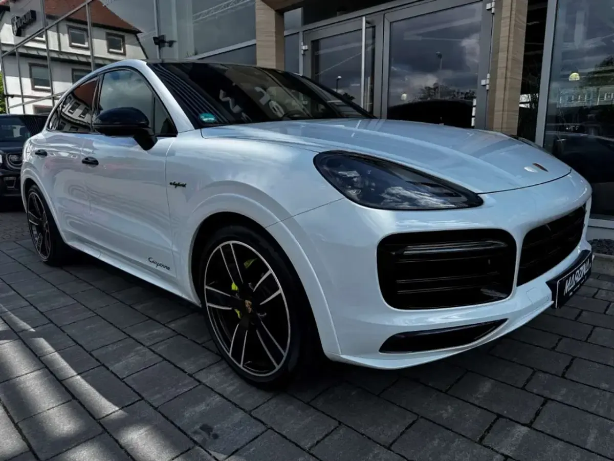 Gebraucht Porsche Cayenne Coupe Platinum Edition 462 PS (339 kW) 2023 Weiß SUV