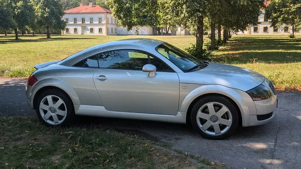 Gebraucht Audi TT Sport 179 PS (131 kW) 1999 Silber Coupé