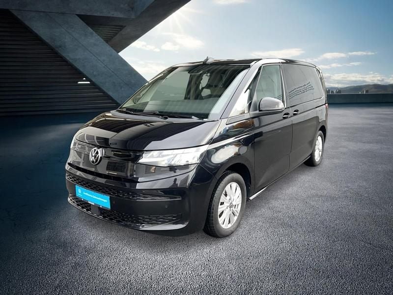 Second-hand VW Multivan Basis 150 CP (110 kW) 2022 Negru Monovolum