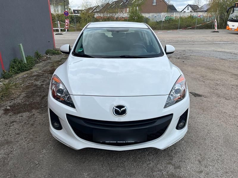 Usata Mazda 3 Edition 105 CV (77 kW) 2012 Bianco Berlina