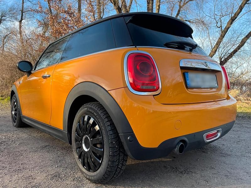 Gebraucht Mini ONE 102 PS (75 kW) 2015 Orange Kleinwagen