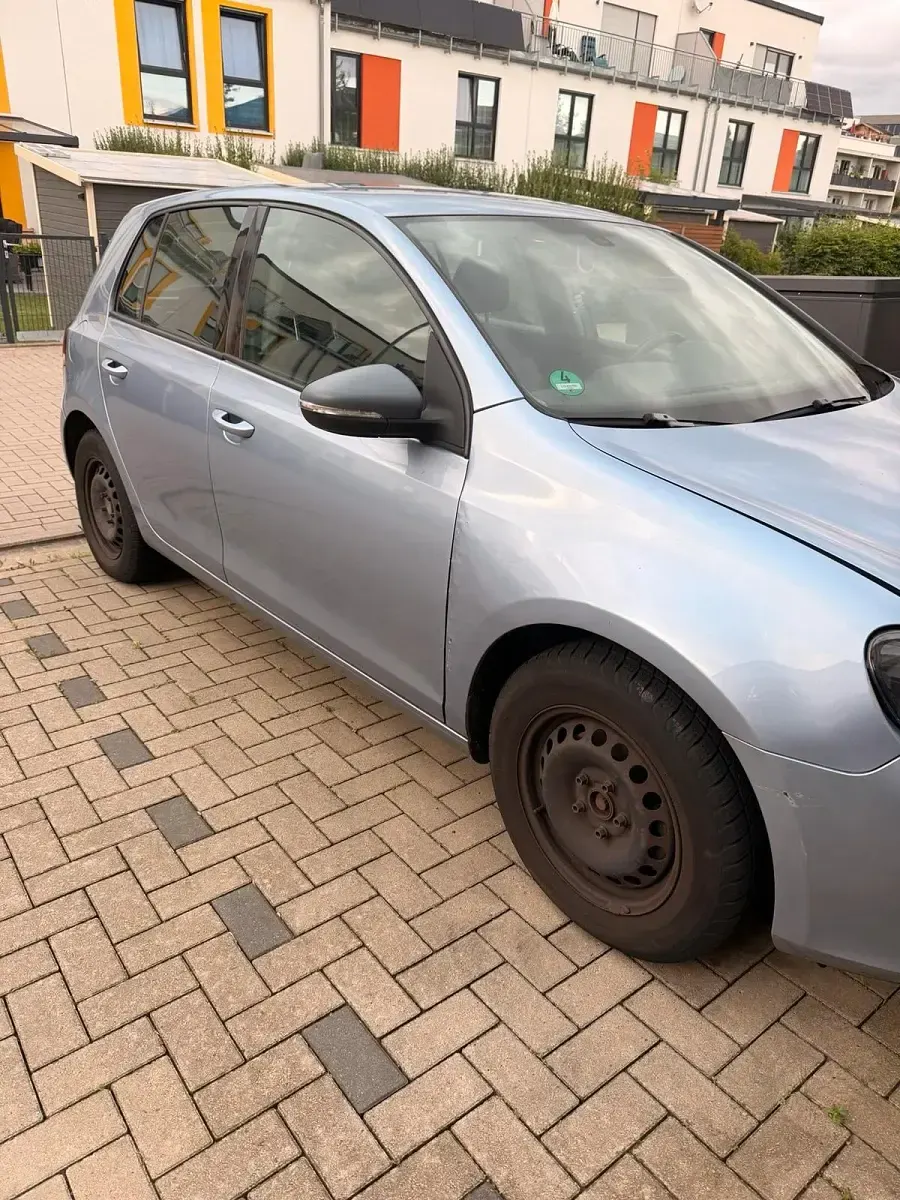 Gebraucht VW Golf VI 120 PS (88 kW) 2009 Blau Kleinwagen