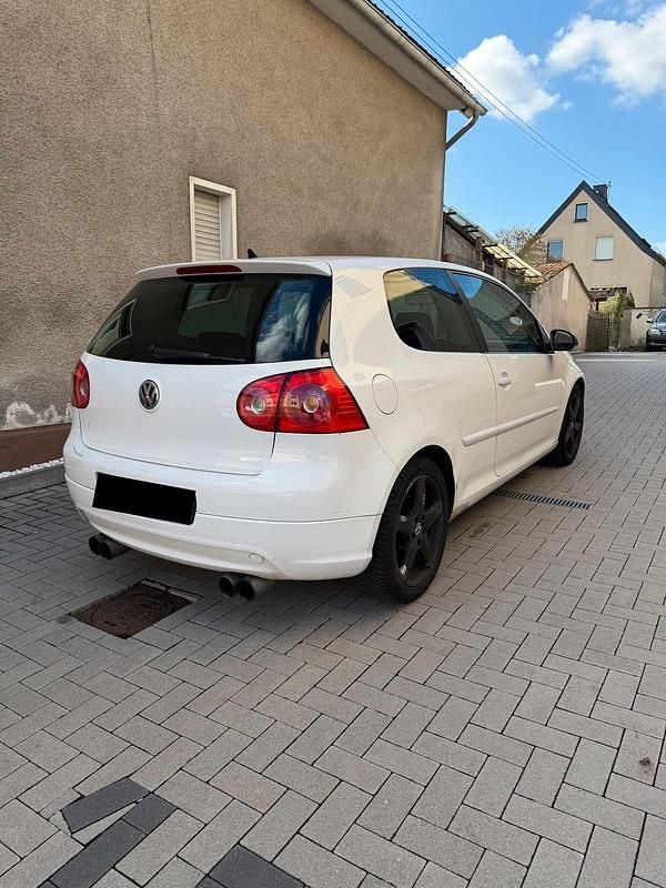 Gebraucht VW Golf V GT 140 PS (102 kW) 2007 Weiß Kleinwagen