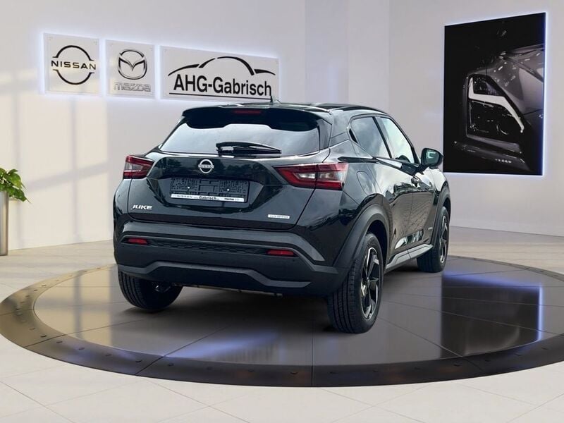Second-hand Nissan Juke N-Connecta 143 CP (105 kW) 2024 Negru SUV