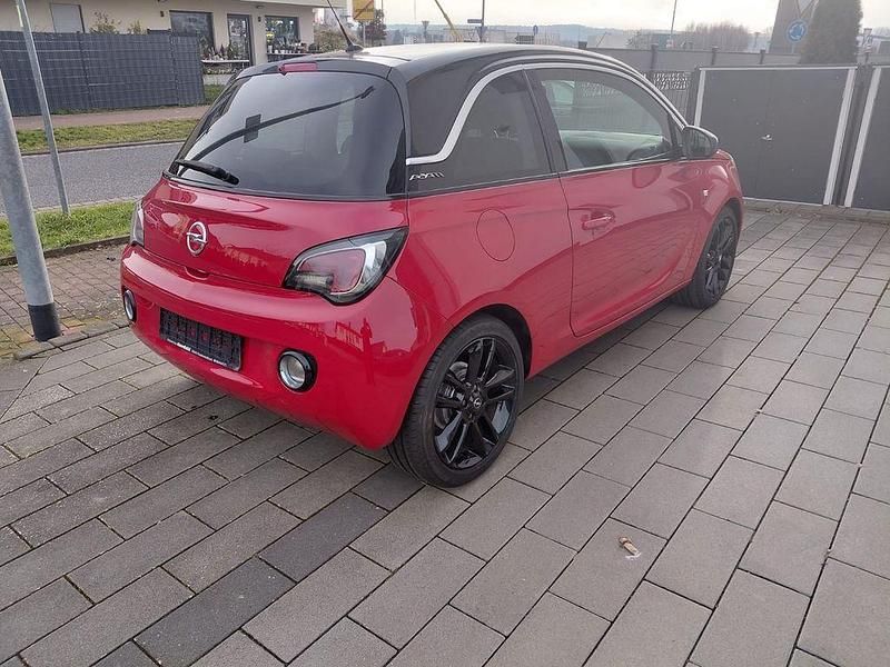 Gebraucht Opel Adam Glam 87 PS (63 kW) 2016 Rot Kleinwagen