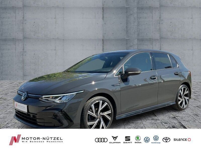 Grau Gebraucht 2022 VW Golf VIII R-line Limousine | 25.460 € (Superpreis) - Bild 1/4