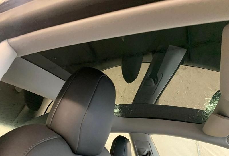 Gebraucht Tesla Model 3 Standard Range 350 kW (476 PS) 2022 Grau Limousine