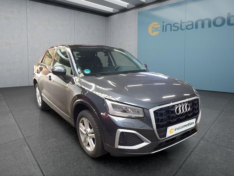 Grau Gebraucht 2023 Audi Q2 SUV | 28.699 € (Etwas zu teuer) - Bild 1/4