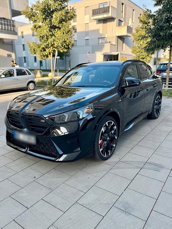 Schwarz Gebraucht 2025 BMW X2 M Sport SUV | 57.599 € (Guter Preis) - Bild 1/4