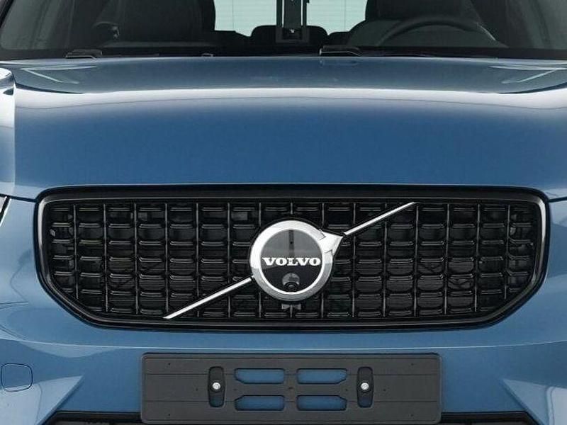 Gebraucht Volvo XC40 Plus 163 PS (119 kW) 2025 Blau SUV