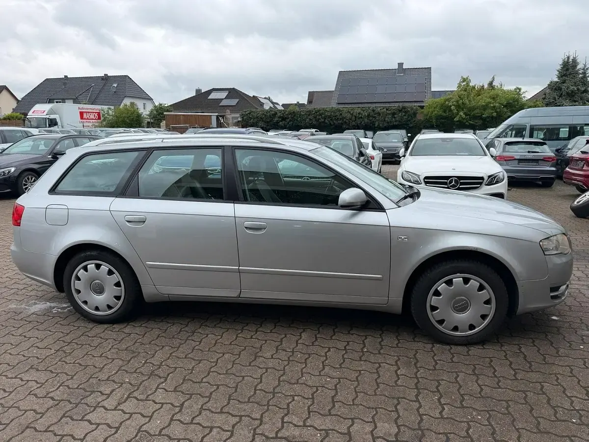 Gebraucht Audi A4 130 PS (95 kW) 2004 Silber Kombi
