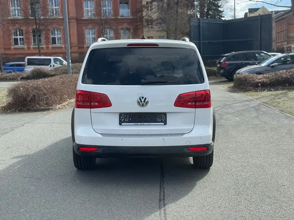 Gebraucht VW Touran Cross 140 PS (102 kW) 2011 Weiß Van / Kleinbus