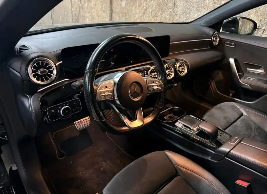 Gebraucht Mercedes CLA200 AMG line 150 PS (110 kW) 2019 Schwarz Coupé